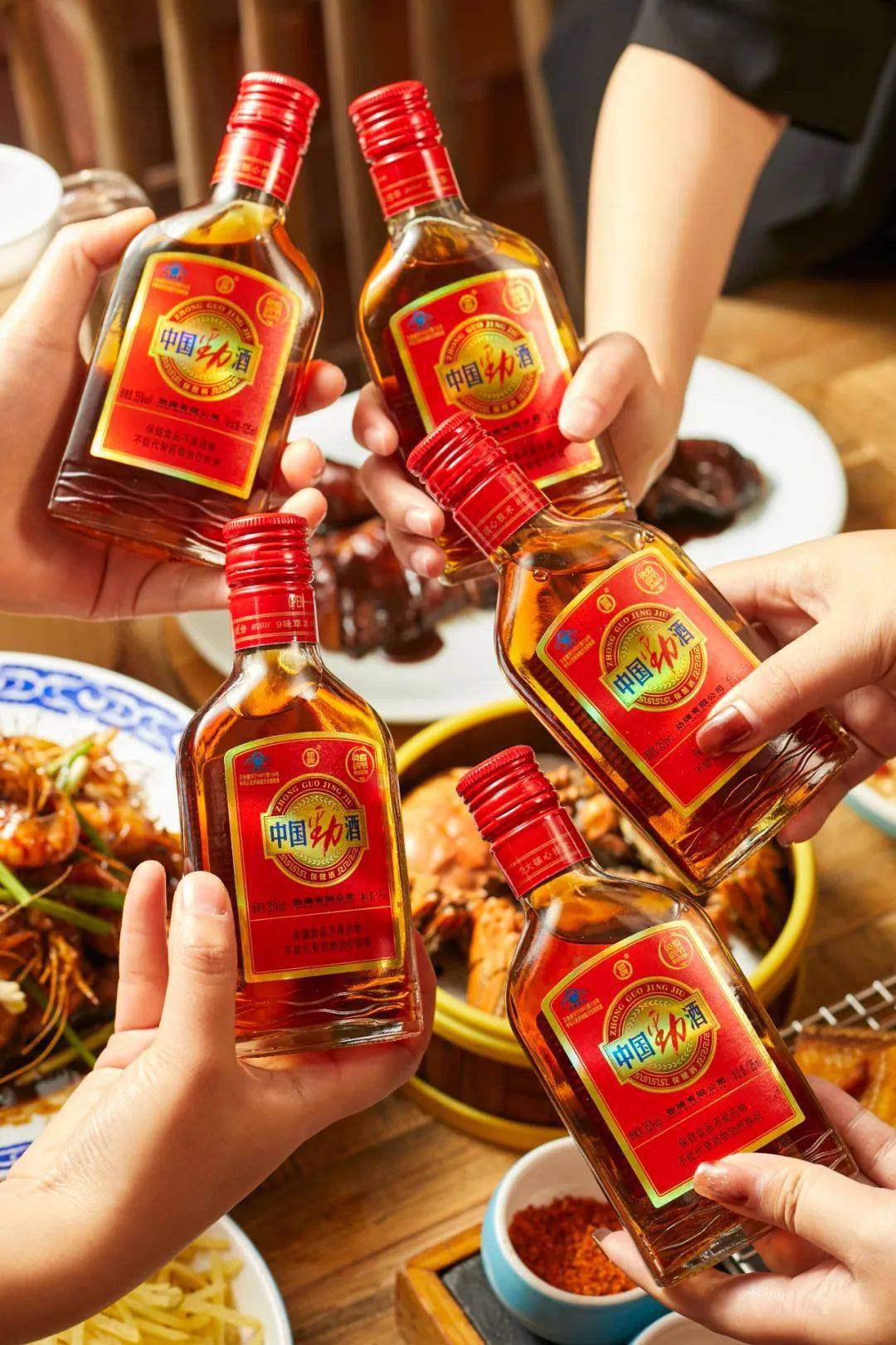 为了回馈杭城的劲粉们,中国劲酒开启了一场"螃蟹配劲酒,温凉互补好