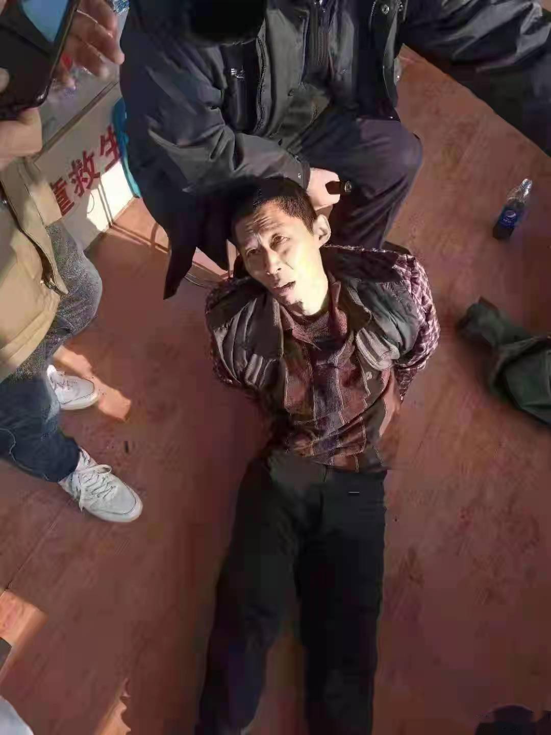 吉林市公安局在丰满区松花湖抓获了越狱逃犯朱贤健