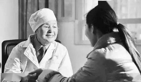 陈菊梅|摘掉器官、拔光牙齿，一生改变数十万人的命运，她太狠了