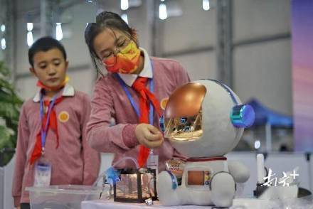 创意pk！广东中小学生设计的“陪伴机器人”来了