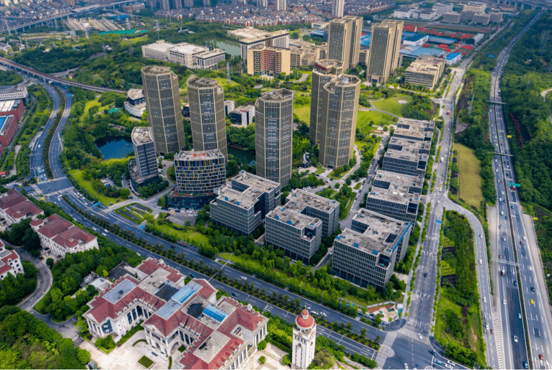 兩江數字經濟產業園等創新平臺,果園港,兩路寸灘綜合保稅區,悅來國際