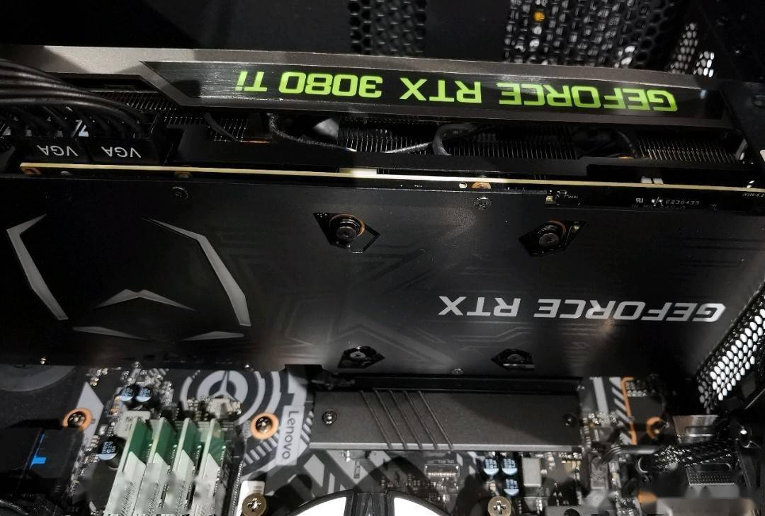 联想刃9000k整机开箱分享顺便展示一下大佬的机房