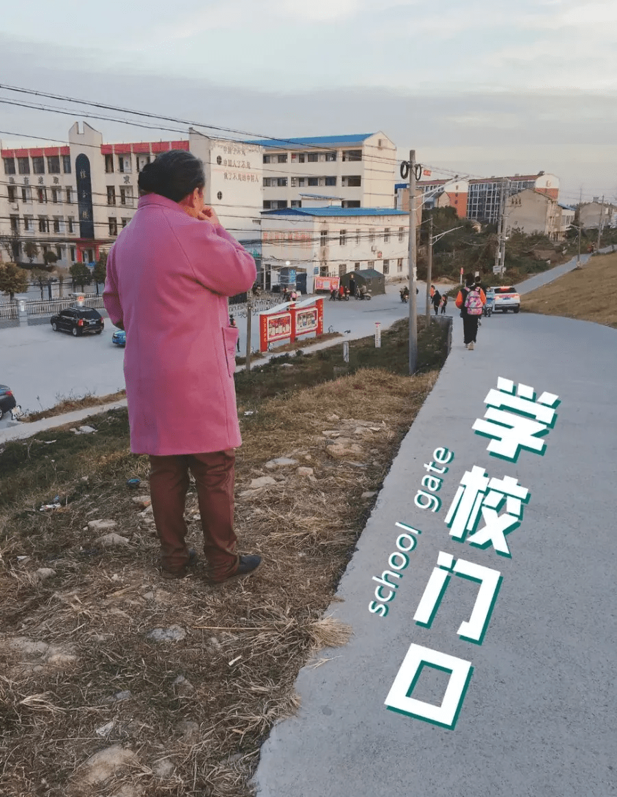 今天帶你來學校門口看看校園內四處竄動的青春流淌在校園裡的每一個