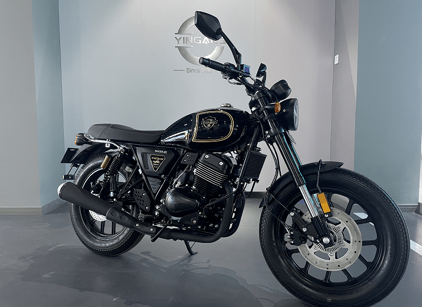 用色彩编织而成复古印记聊聊银钢新版拿铁双缸250的潮