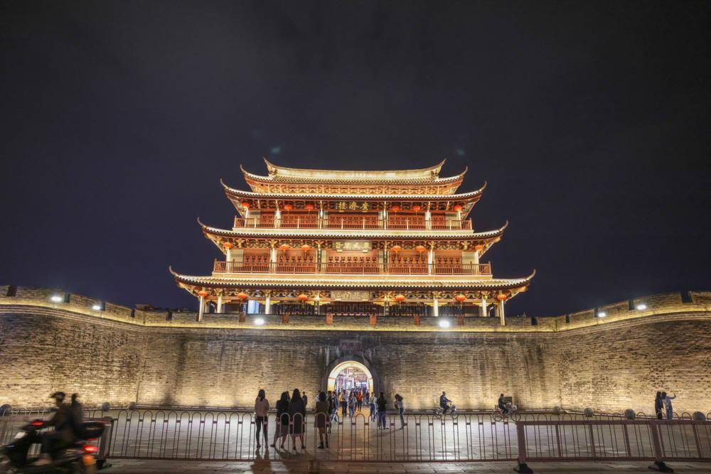 广济桥:这是一座一到了晚上就会断开的桥,夜色迷人惹人醉_潮州_古城