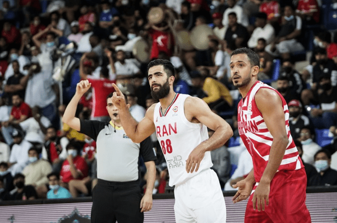 伊朗vs日本篮球谁嬴了(伊朗篮球和日本篮球哪个强)