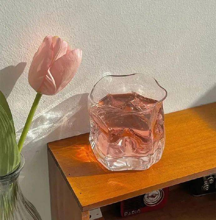 温柔治愈背景图