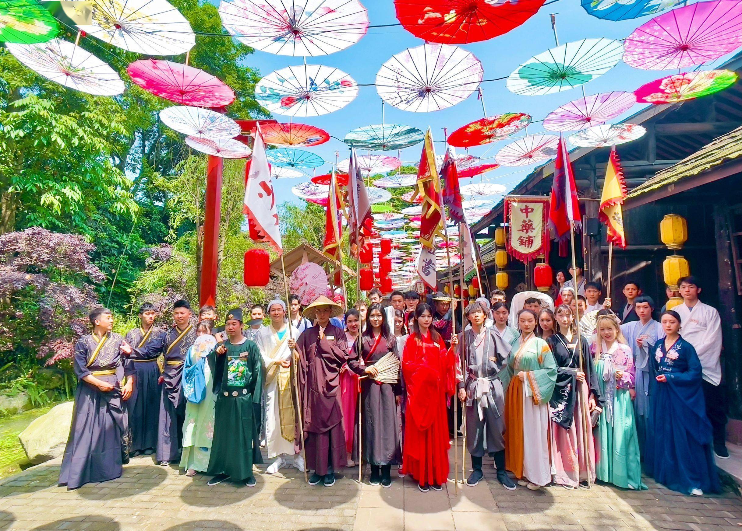 文化|“超级玩家”毛凌舟：在成都，把热爱变成事业