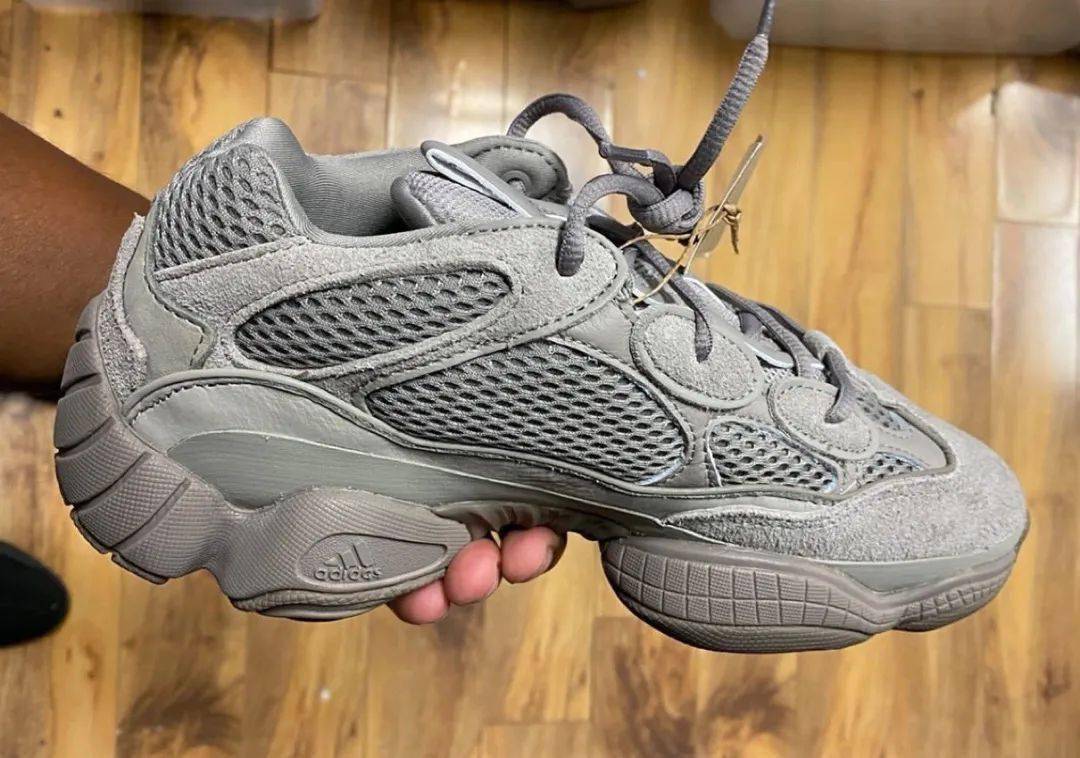 今年最后一双yeezy 500新配色 ash grey 国区登记开启本周正式发售!