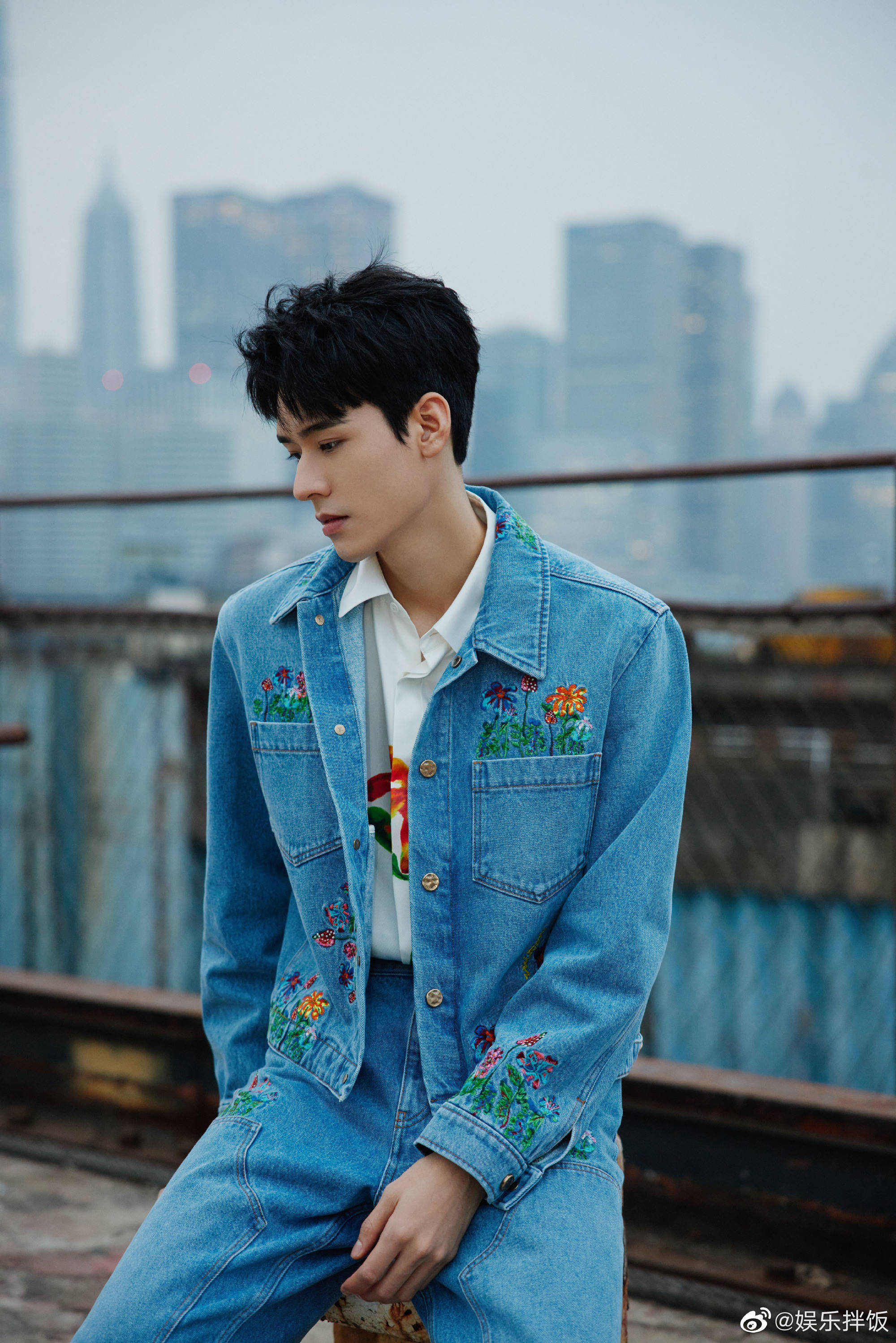 龚俊说你们的小耳朵又有耳福啦 华语乐坛歌手俊子又要出新歌了吗