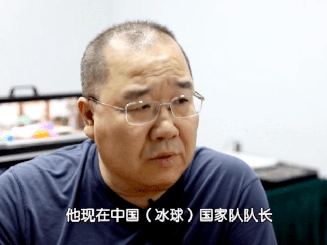 杰克逊画出梦想做“直鼻天王”被曝戴整副假鼻2021年12月15日