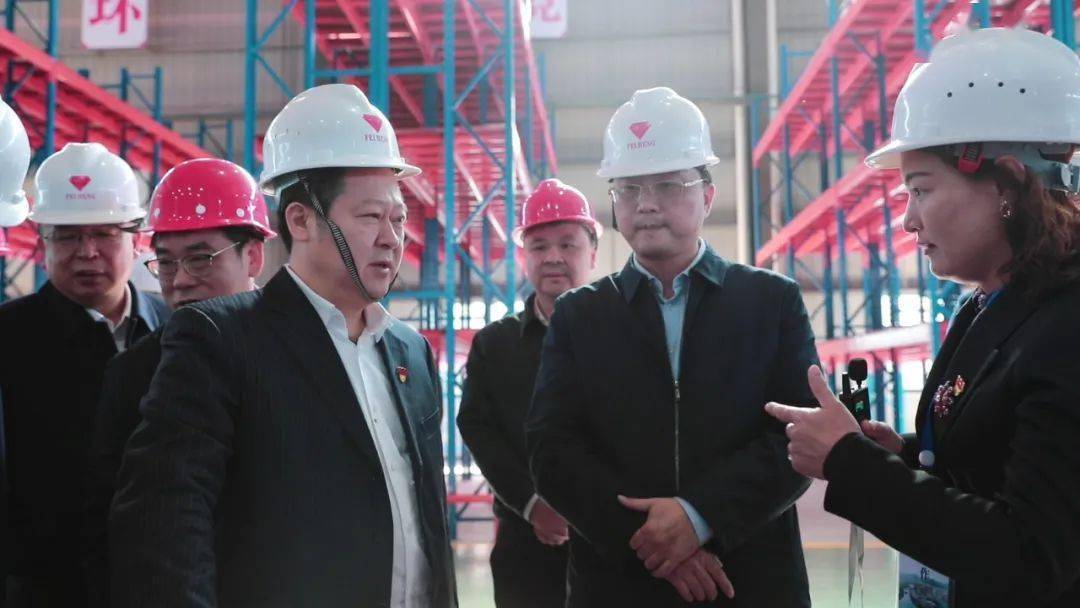 市委书记刘志仁,市委副书记,代市长吴巨培带队到嘉禾现场观摩 李子果