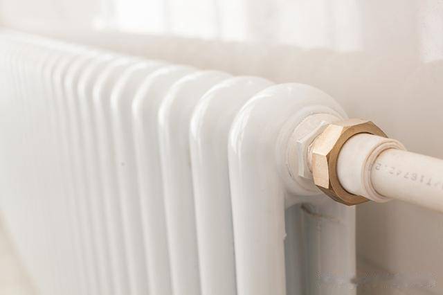 郑州提前开启供暖模式,关于暖气片的"保暖小知识"来喽