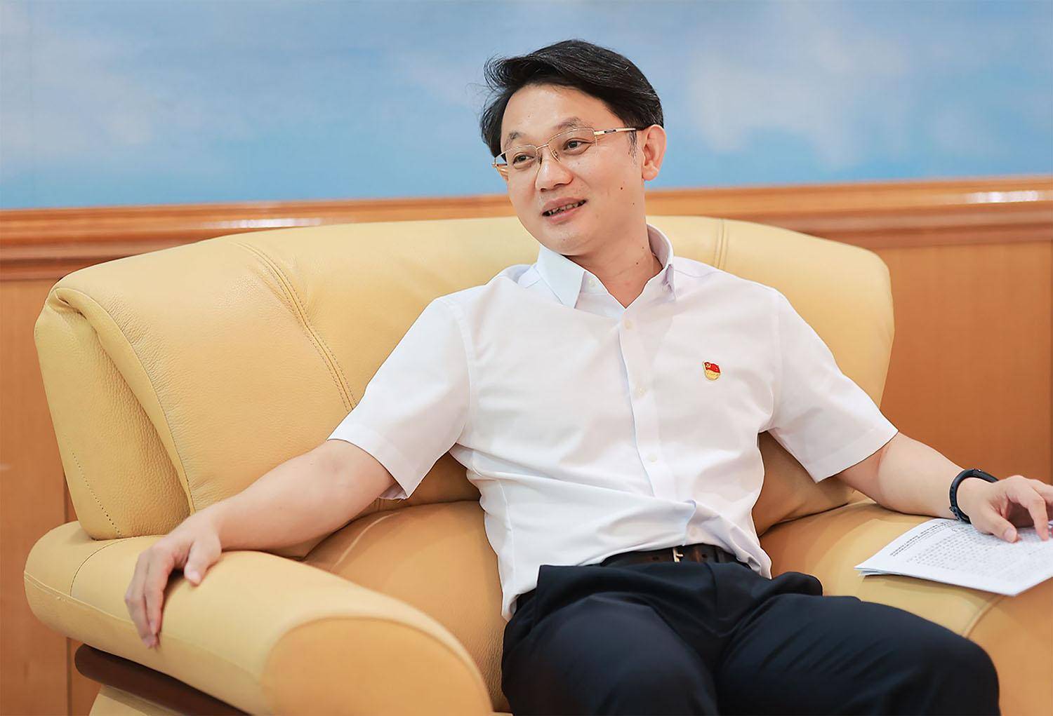 【莞家·对话篇】专访东莞市石龙镇党委书记陈庆松:历史名镇换新颜