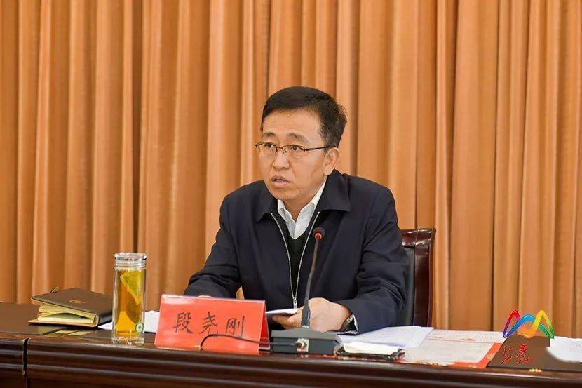 工作_评估_闫卫国