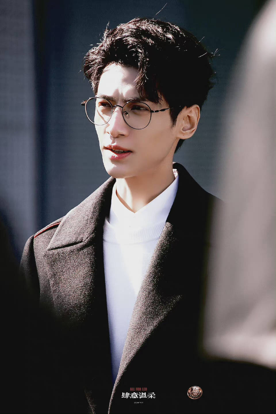 罗云熙金丝眼镜适配度罗云熙金丝眼镜能不能焊脸上