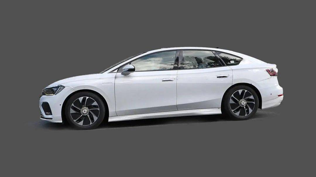 大众新一代溜背轿跑颜值不输cc还有gtx性能版上市必买