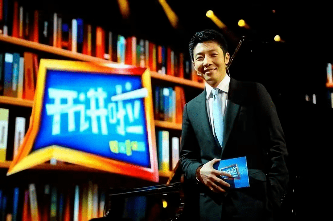 撒贝宁回归《今日说法》,暴露一个职场真相:想要不被替代,至少做到这3