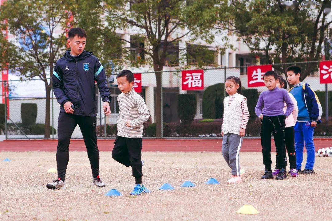 校园足球如皋市丁堰小学以足球为特色百年老校焕发新机