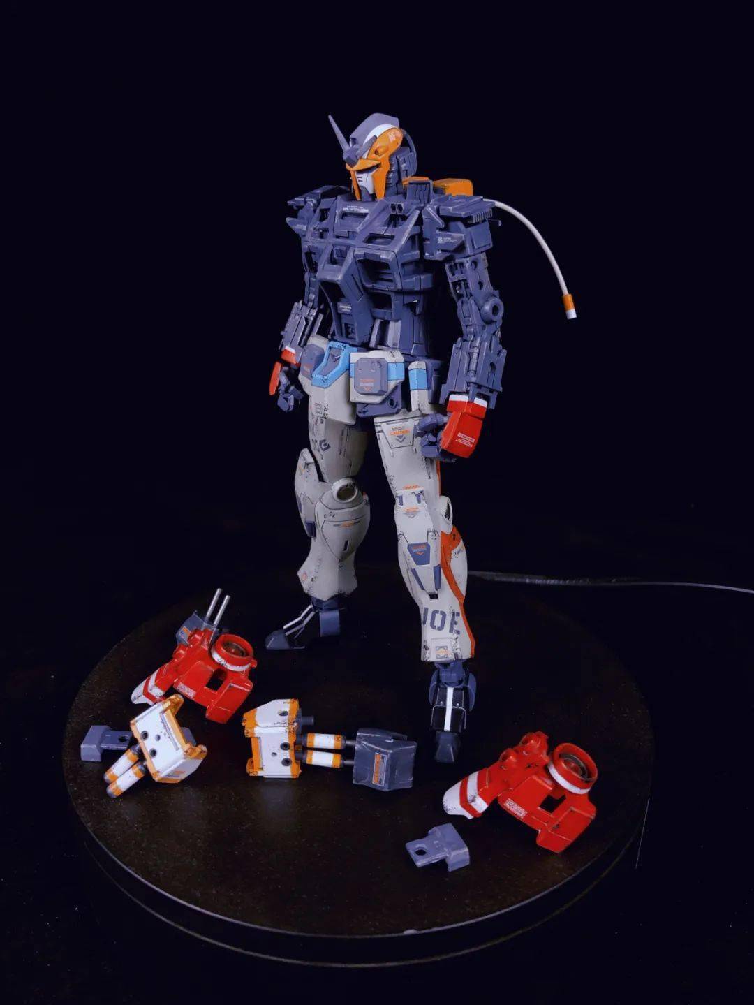 拆掉外挂机甲后就是这台元祖的"gearless joe mode",即"无甲之乔模式"