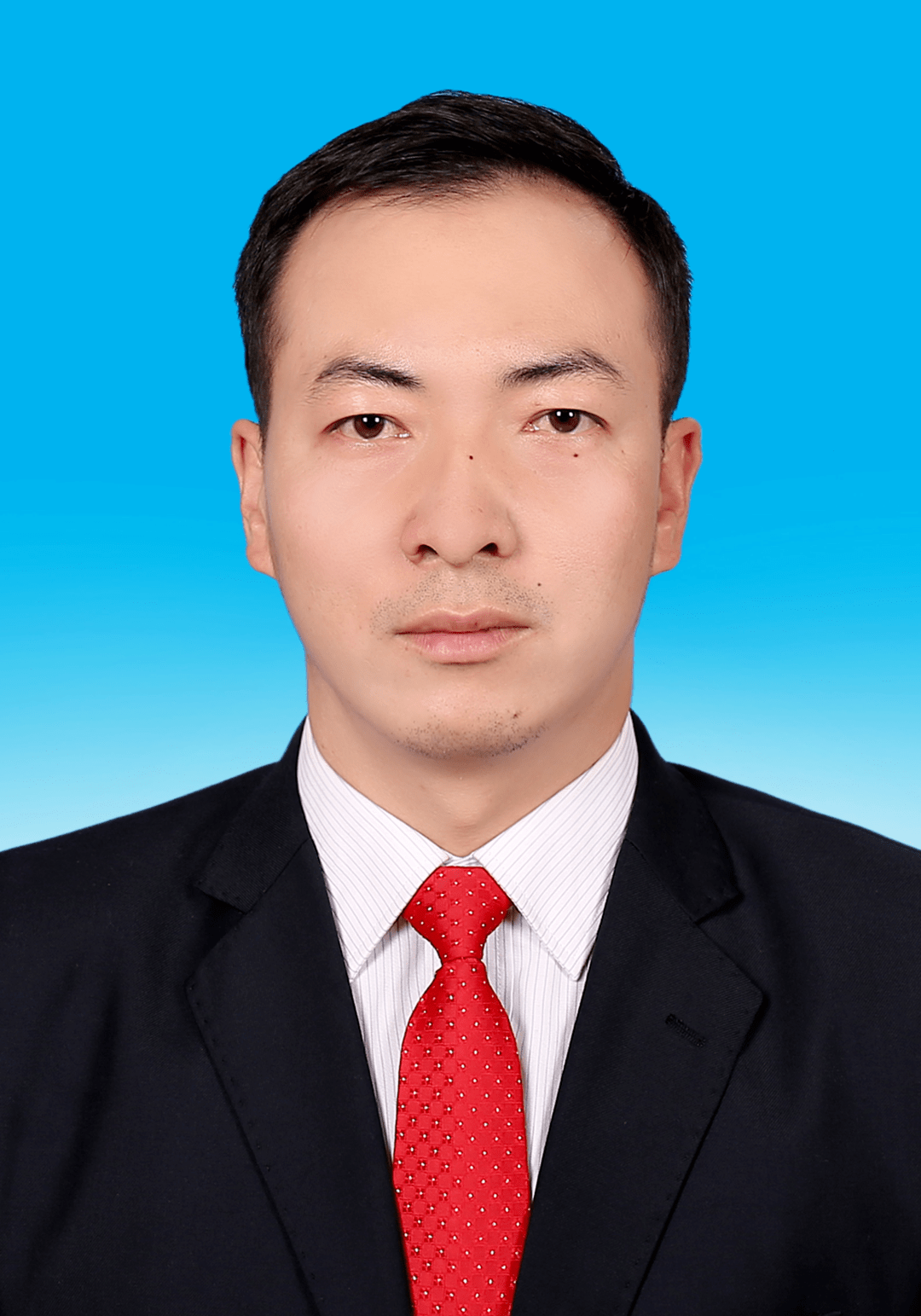 杨峰,回族克州阿合奇镇党委副书记,政法委书记.