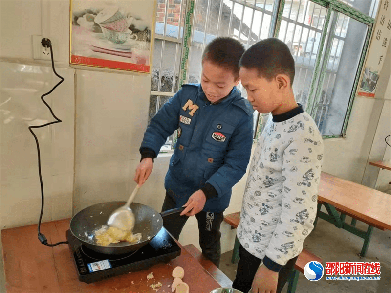 政策|武冈市城西九年制学校：课后服务兴趣小组让“双减”政策见实效