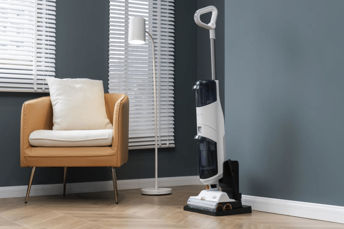 干湿垃圾处理轻轻松松！石头洗地机 U10 真有两把刷子