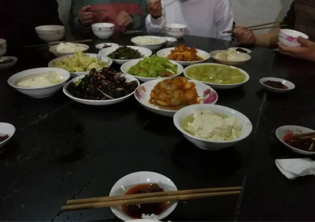 社区|都江堰这个地方年度压轴绝美景色上线，尝完美食，更加不愿走了！