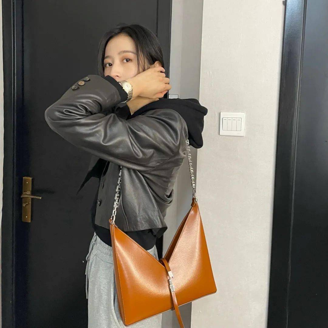 什么 四类“大姐姐风”穿搭，学会了撩人又迷人，气场增强100倍！