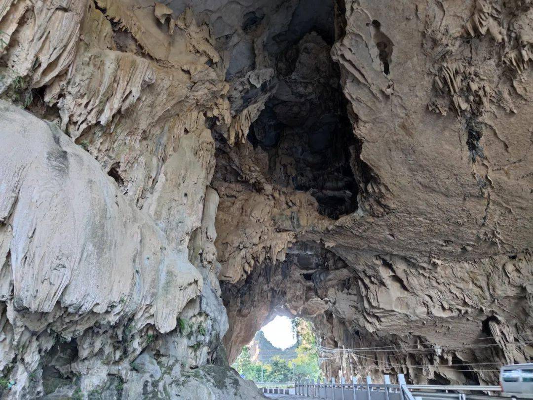 清音洞摩崖石刻位于广西崇左市天等县城北2公里处,洞中石壁上共有5处