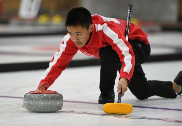 青少年|走近冬奧丨2021年北京市青少年冰壺錦標(biāo)賽混合雙人比賽開賽