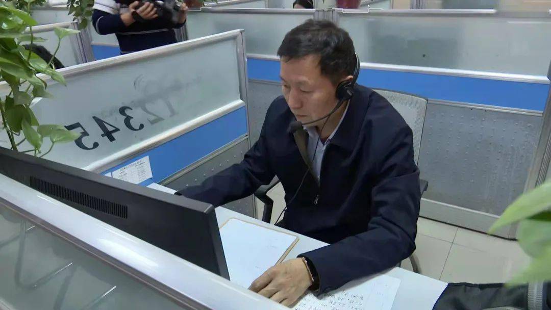 莘县县委副书记,代县长张云生接听"12345"群众来电_答复_热线_相关