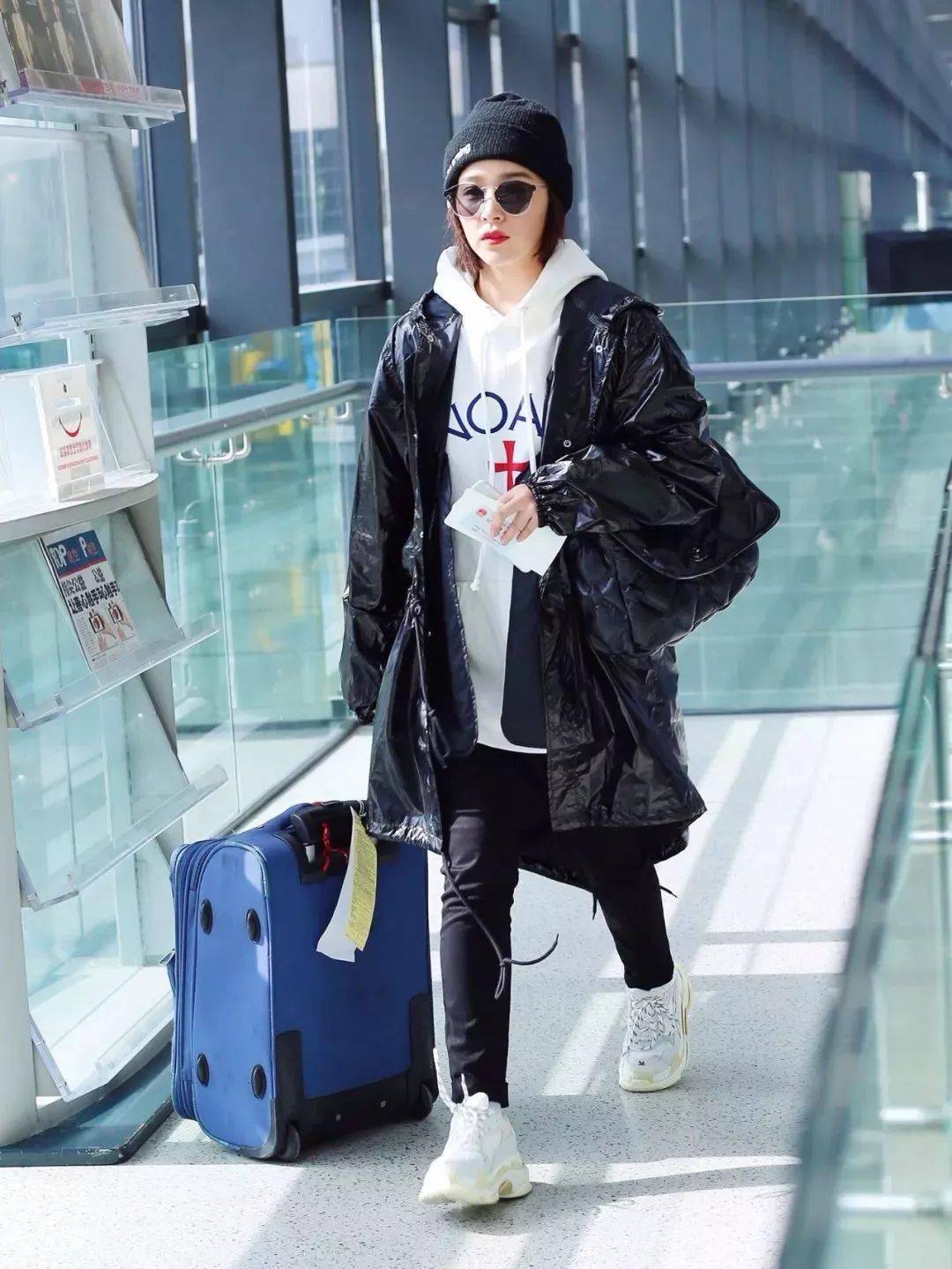 秋冬必备连帽衫搭配任何外套都时髦到飞起