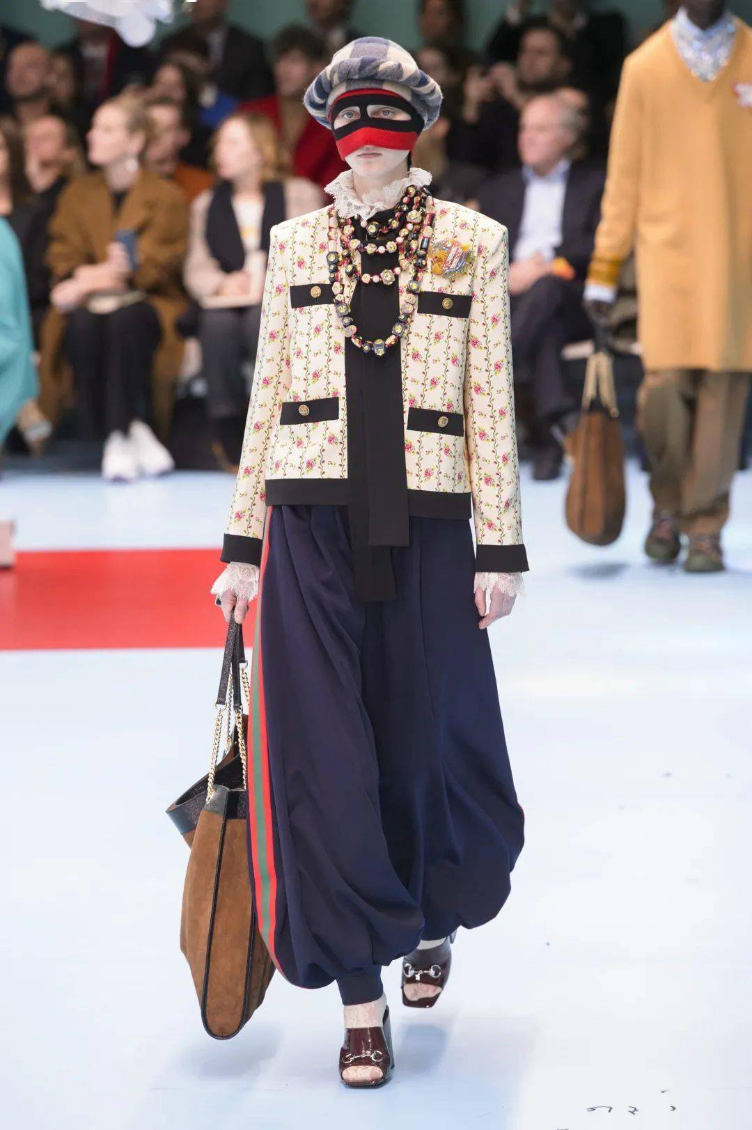 米兰女装【秀场】回顾Gucci 2018秋冬米兰女装