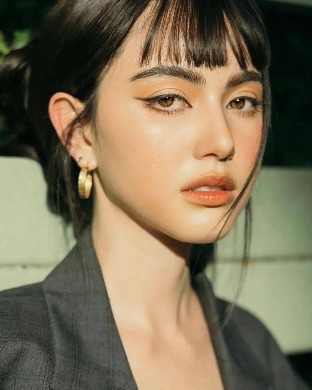 整体女明星们不费力就拥有的特别感，到底靠的是什么