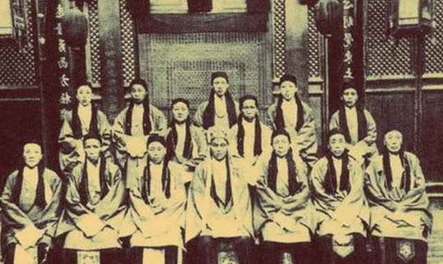 义和团"黄莲圣母"林黑儿结局,洋人将她做成标本,成为西方展品_因为