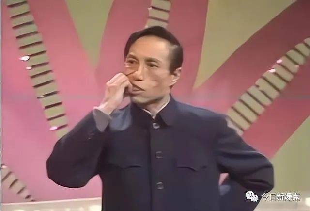 80年代的春晚还真有,当年王景愚老师曾在83年春晚表演哑剧《吃鸡》,年