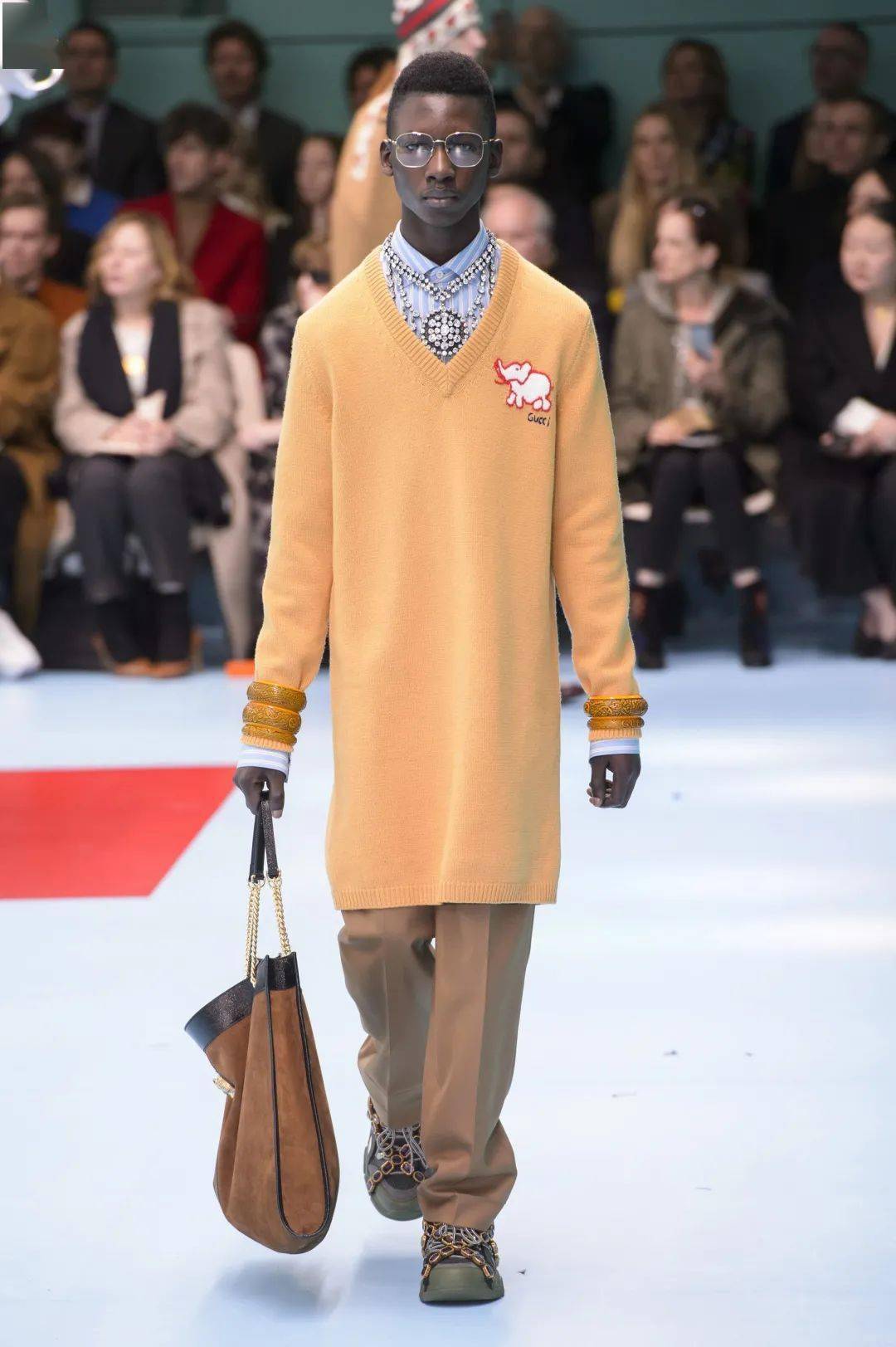 米兰女装【秀场】回顾Gucci 2018秋冬米兰女装