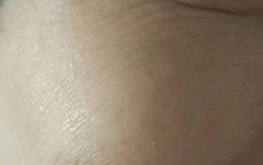 凯特36岁艳绝皇室？英国王妃凯特近照美翻！网友看到键盘都敲烂了