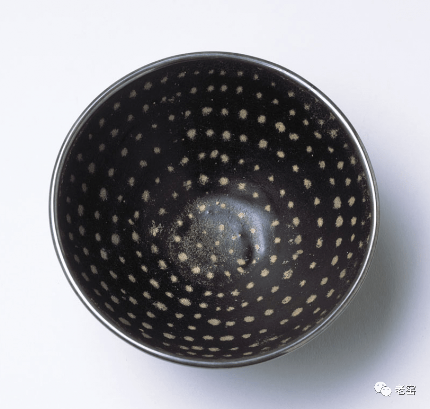 划过黑夜的流星 —— 吉州窑_彩绘_木叶_斗笠