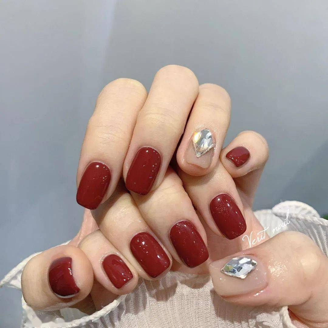 对联跨年要做的美甲,都给你们准备好了!