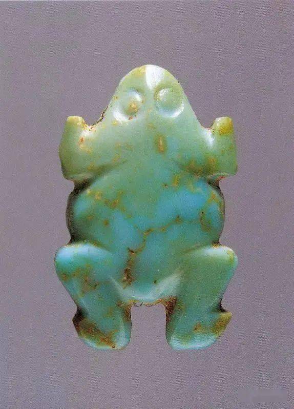 商代绿松石蛙,江西省新干大洋洲商墓出土商代嵌绿松石兵器,弗利尔博物