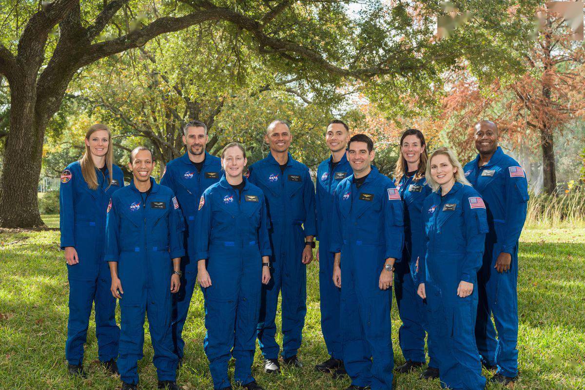 相关|NASA 宣布 10 名新的宇航员候选人，未来有望飞往月球