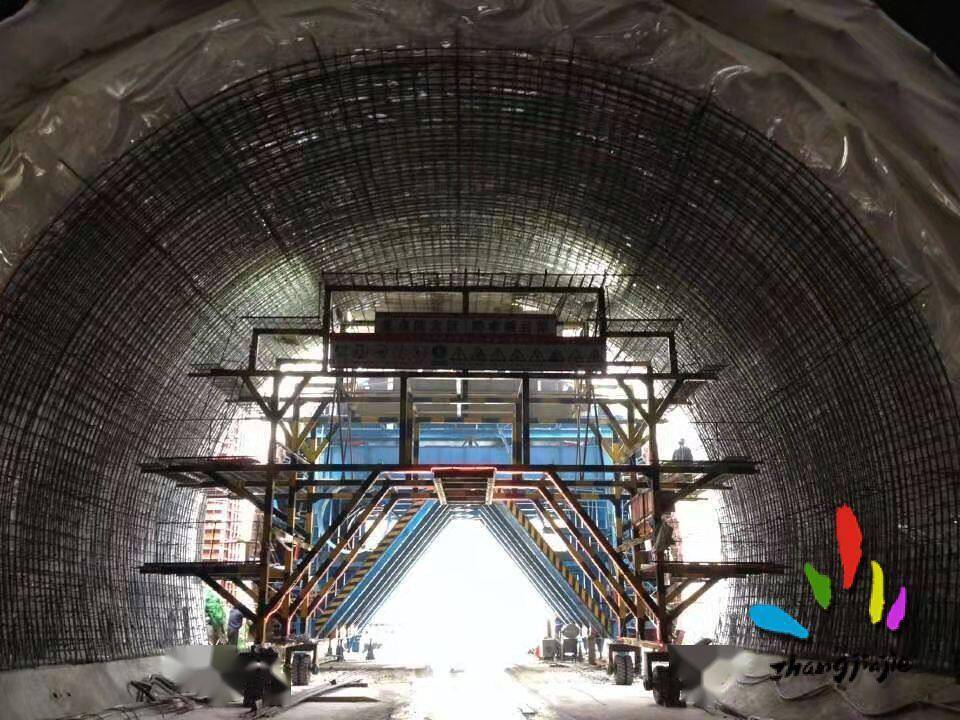 炉慈高速最长隧道进口掘进突破1000米_慈利_高速公路_施工