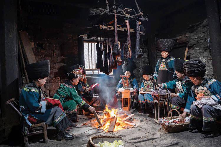羌族火塘文化图片