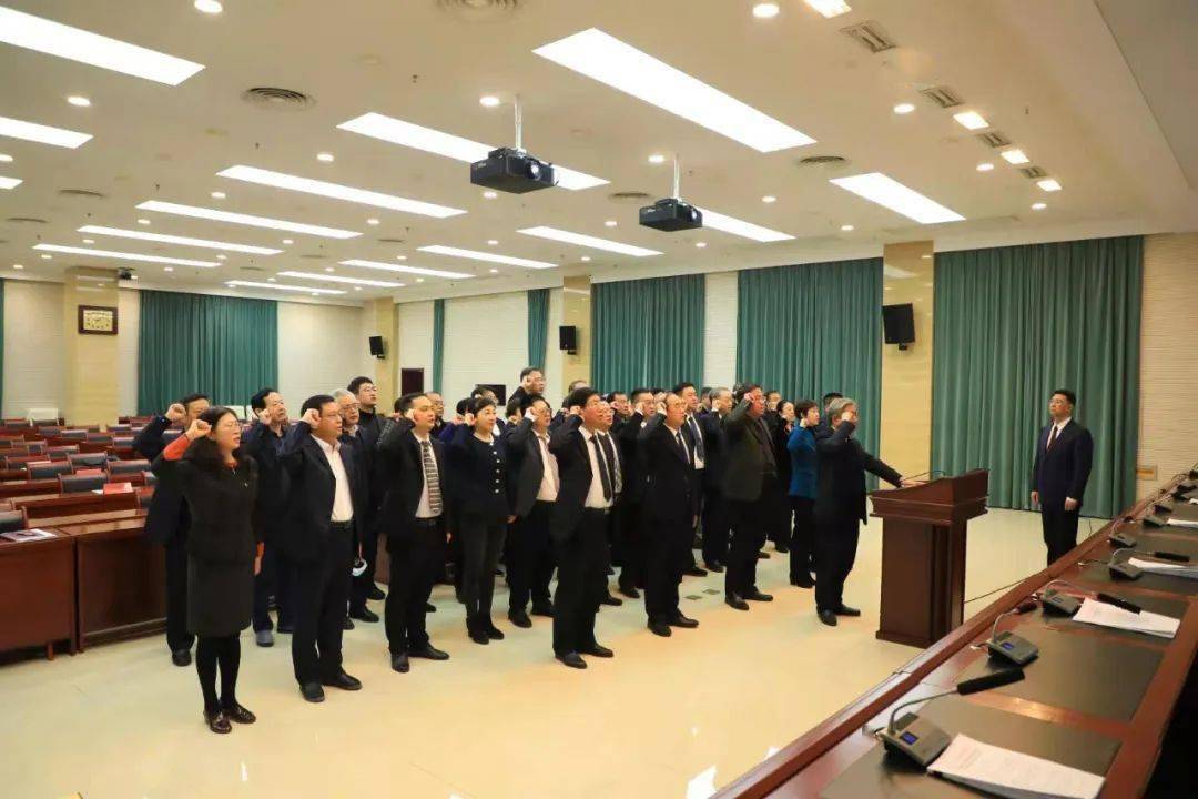河北省人社厅举行正处级以上领导干部宪法宣誓仪式_工作_活动_宣传周