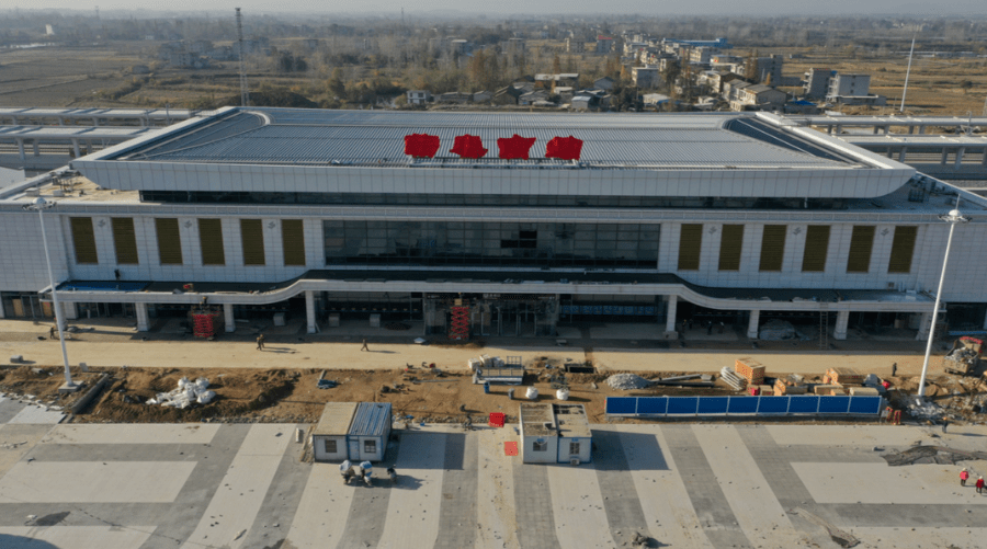 离通车更近一步蕲春南站建设进入收尾阶段