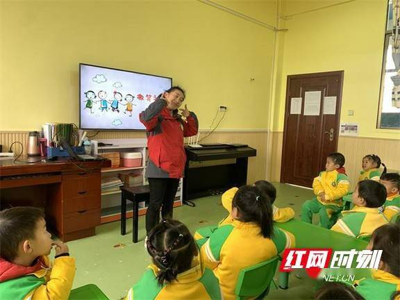 观摩课|赫山泉交河镇：文明美！萌娃体验“微笑之旅”