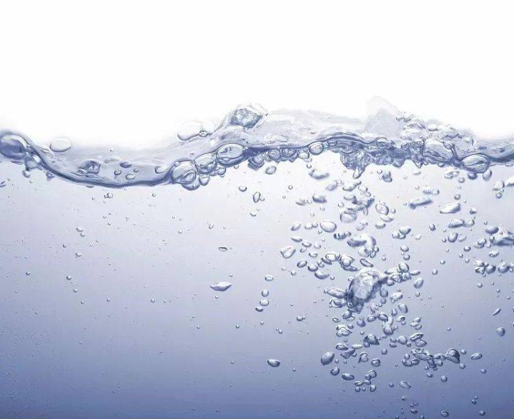 临时建设再生水取水点,制定绿地浇洒,道路及地面冲洗自来水替代方案