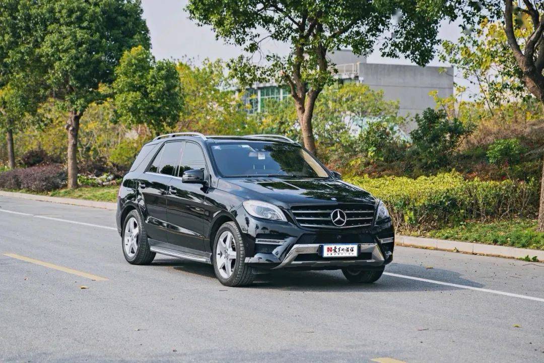 路试笔记扑面而来的大奔气场顶配ml400不容小觑的实力与二手性价比